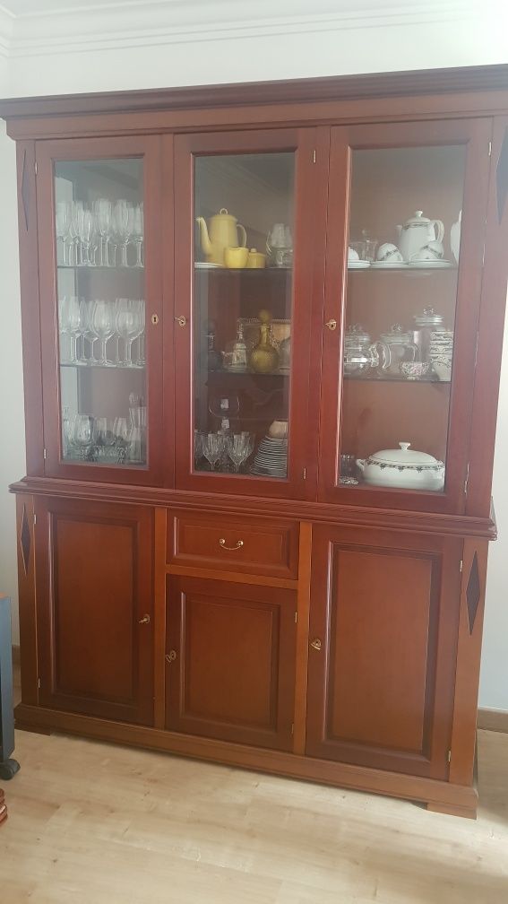 Louceiro em cerejeira 3 portas