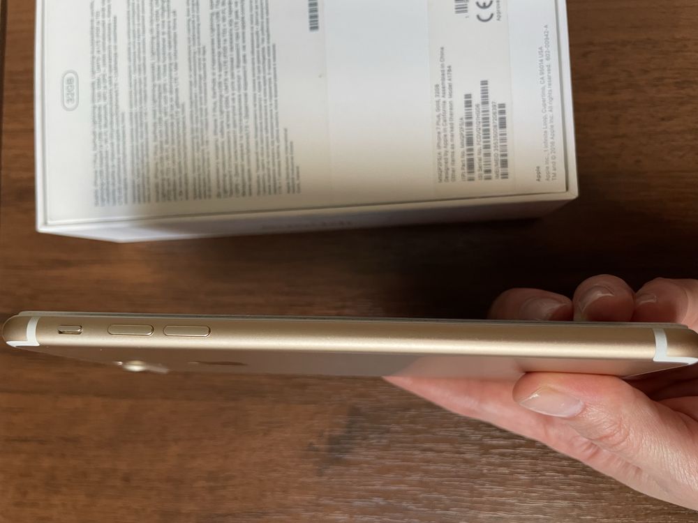 iPhone 7 Plus 32Gb . Б