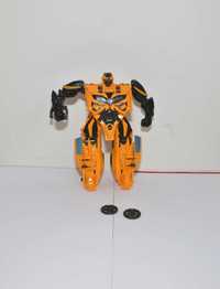 Hasbro Transformers 4 Mega Bumblebee A7799 robot samochód mega flip