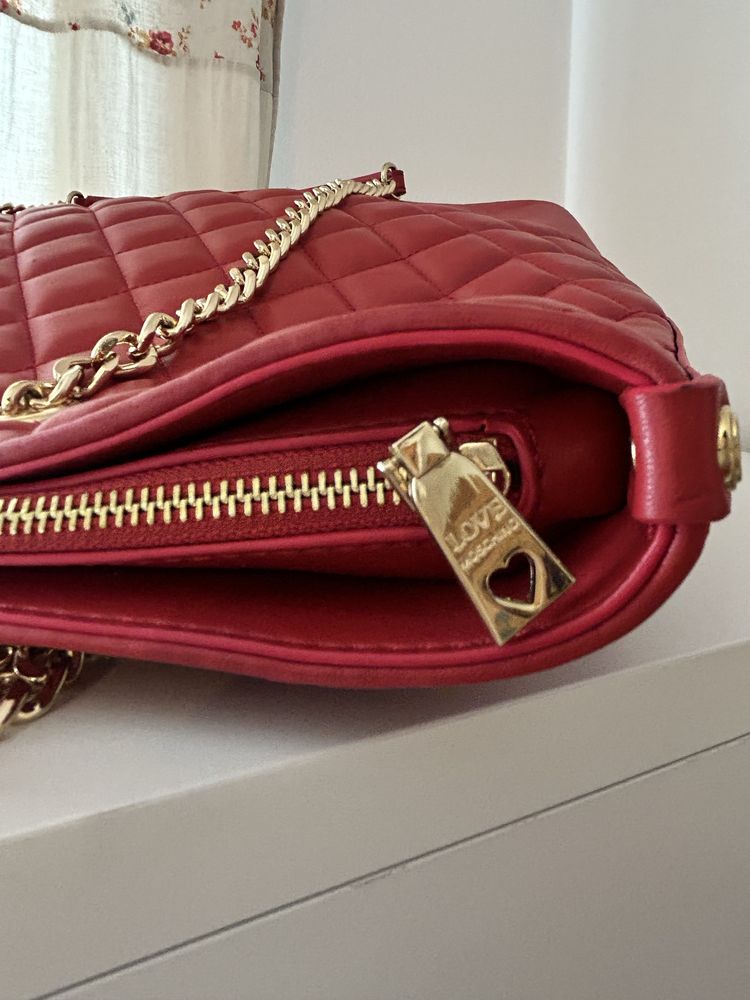 Mala Love moschino vermelha