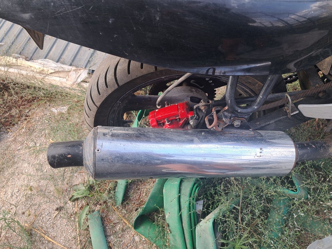 Yamaha FZR 600 c/ documentos