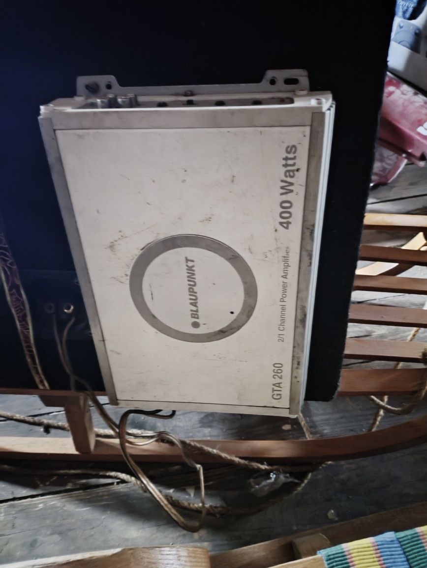 Subwoofer MTX Audio + wzmacniacz Blaupunkt GTA 260