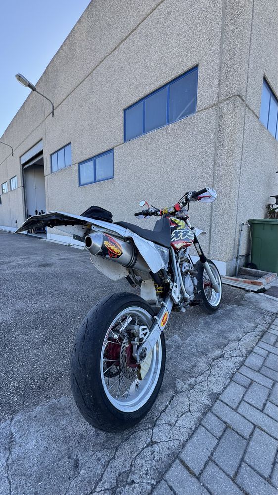 HONDA XR 400R Supermoto