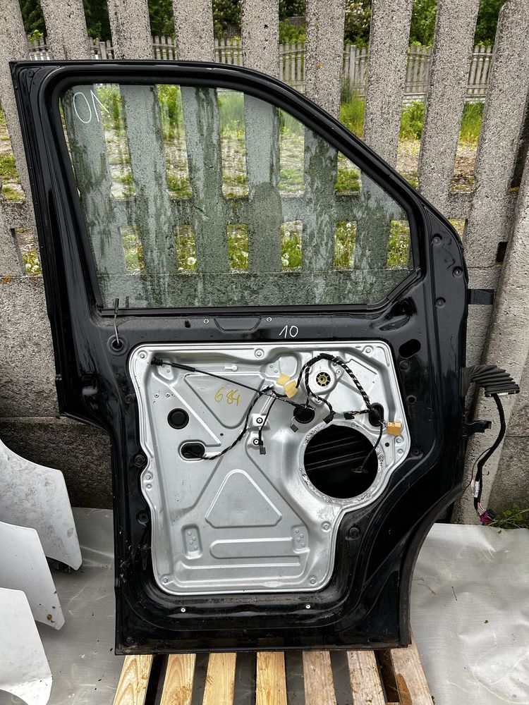 Vw T5 drzwi lewe Kierowcy z szybą lc9z czarne