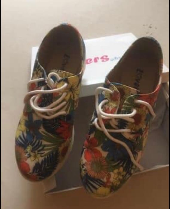 Sapatos de senhora verão