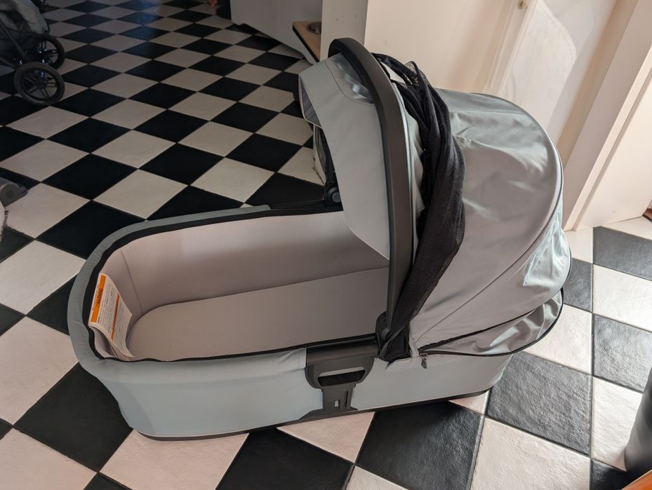 Gondola bassinet Thule Urban Glide 3 + adaptery, moskitiera, raincover