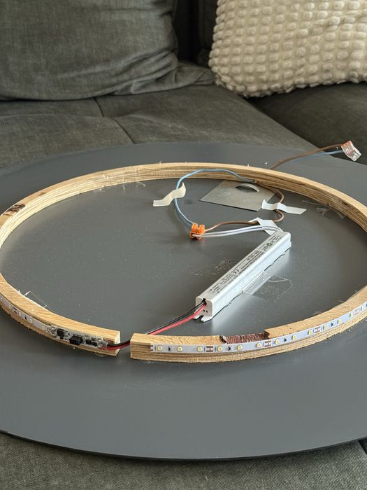 Okragle lustro LED — okazja!