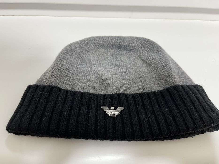 Шапка Giorgio Armani