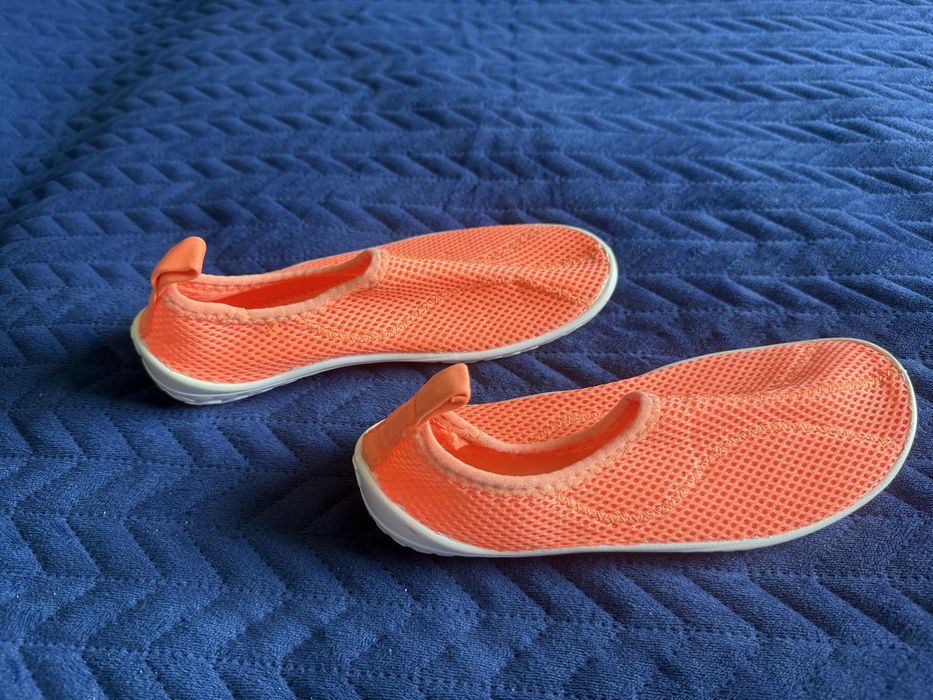 Buty do wody Decathlon, roz. 32-33