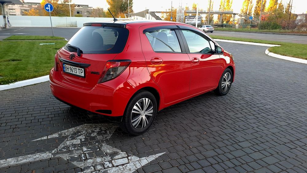 Продам Toyota yaris