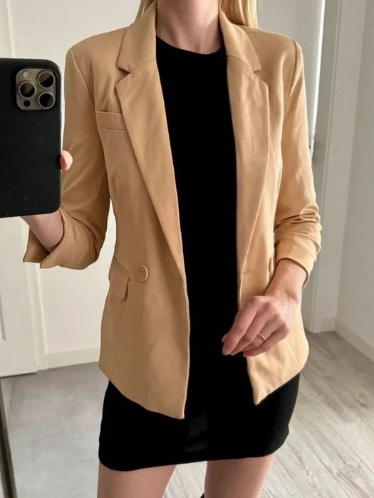 Beżowa marynarka na guzik XS amisu elegancka