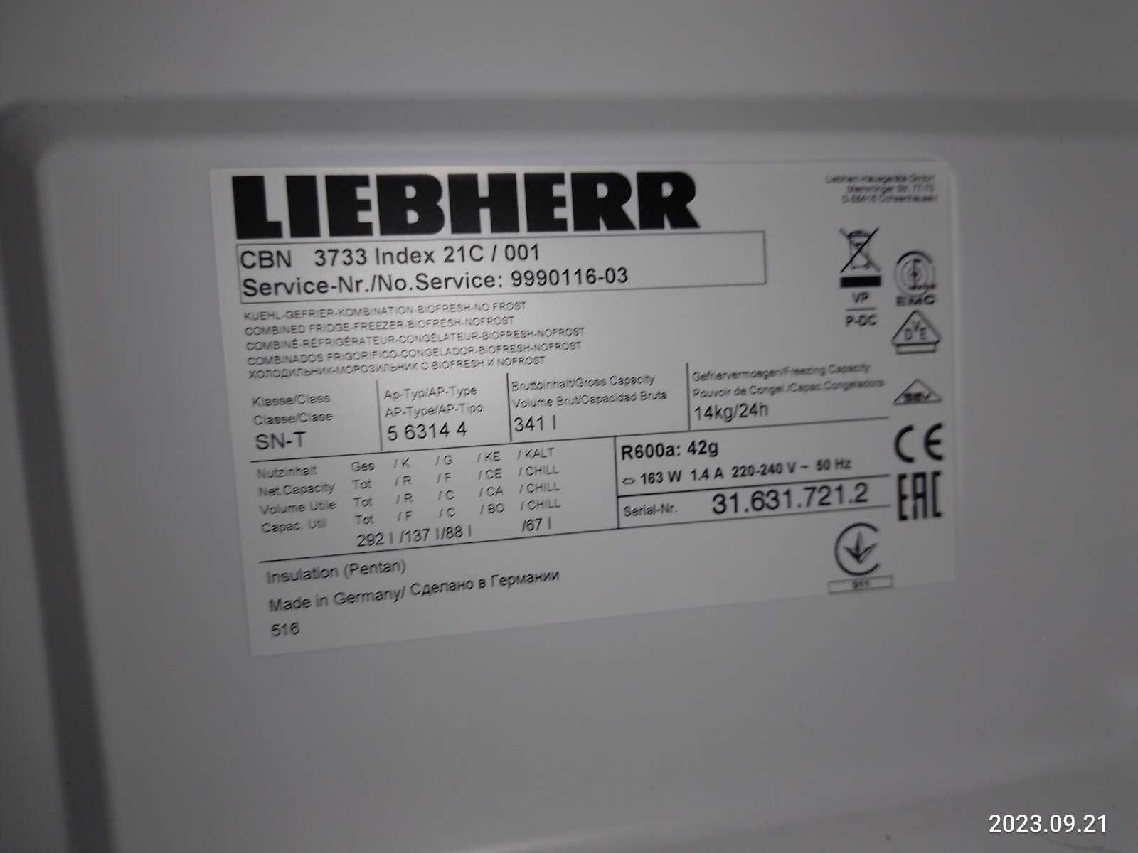 Холодильник Liebherr CBN 3733, BioFresh, капля/ No Fros, белый, 201 см