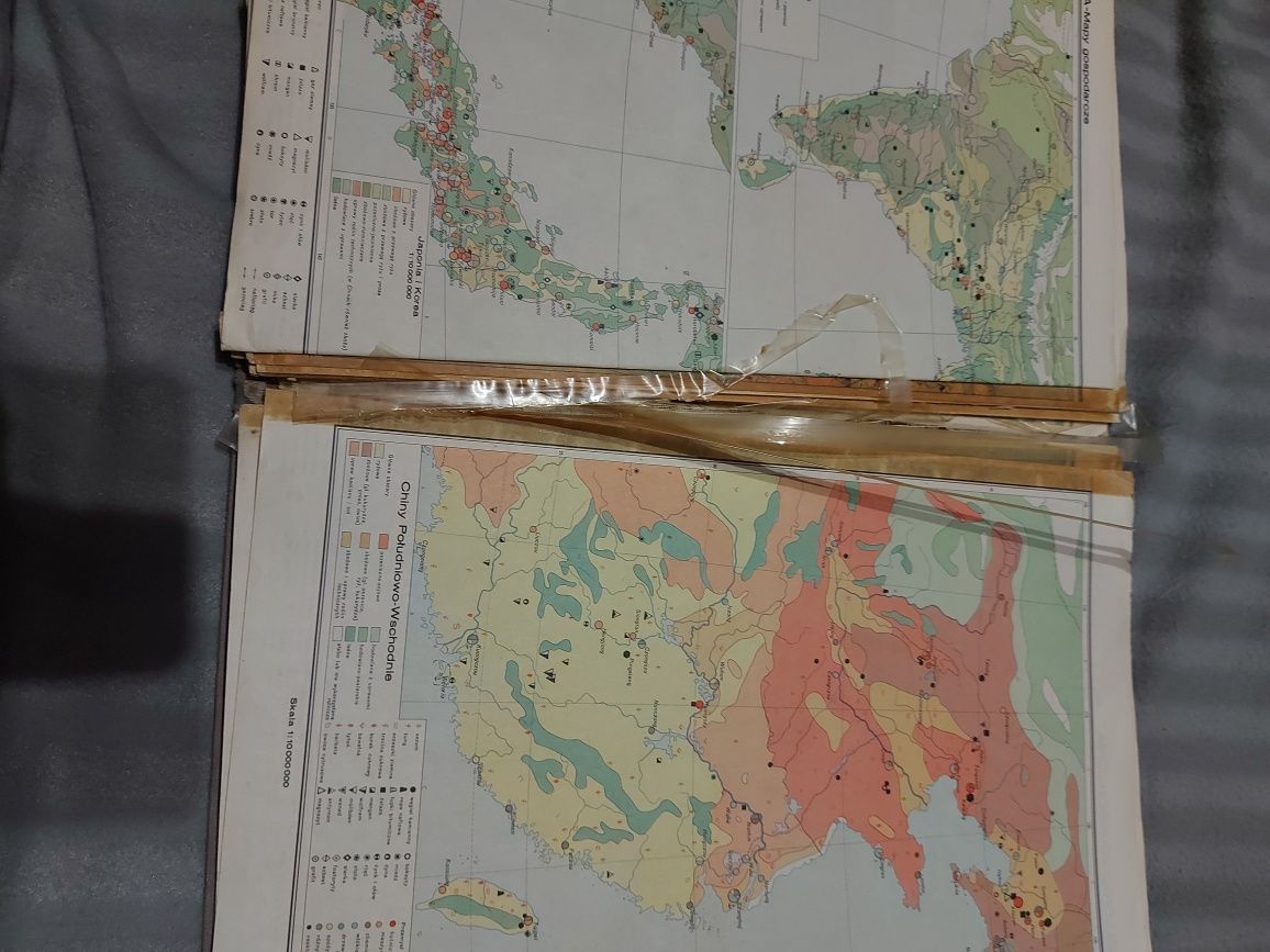 Atlas geograficzny z 1972 roku