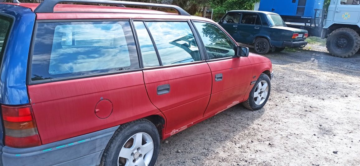 Продам opel astra f