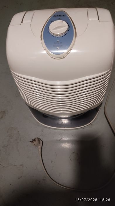 Vendo desumidificador.