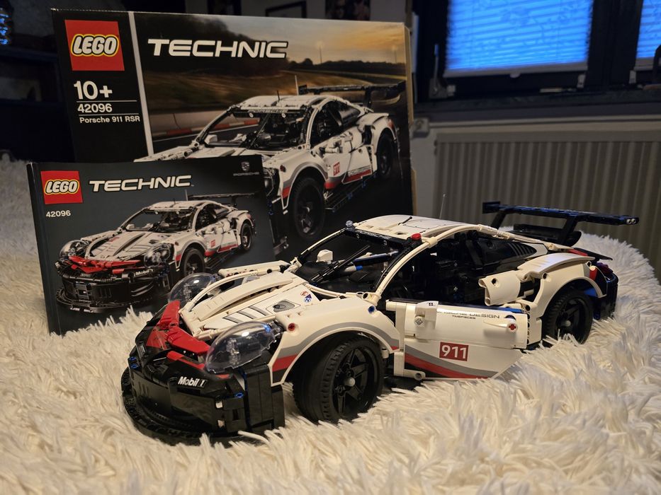 Lego Technic 42096  Porsche 911 RS
