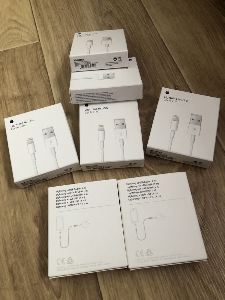 Лот из 10 штук. Charging cable USB-Lighting 1 m A1480