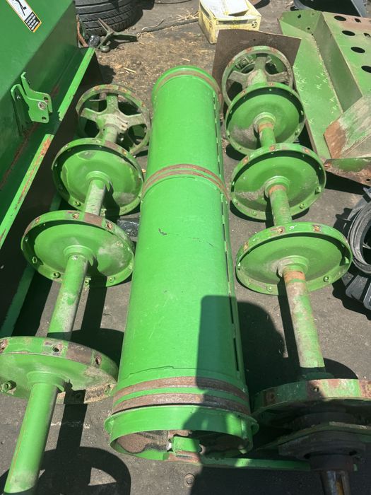Запчастини на комбайн джон дир John Deere