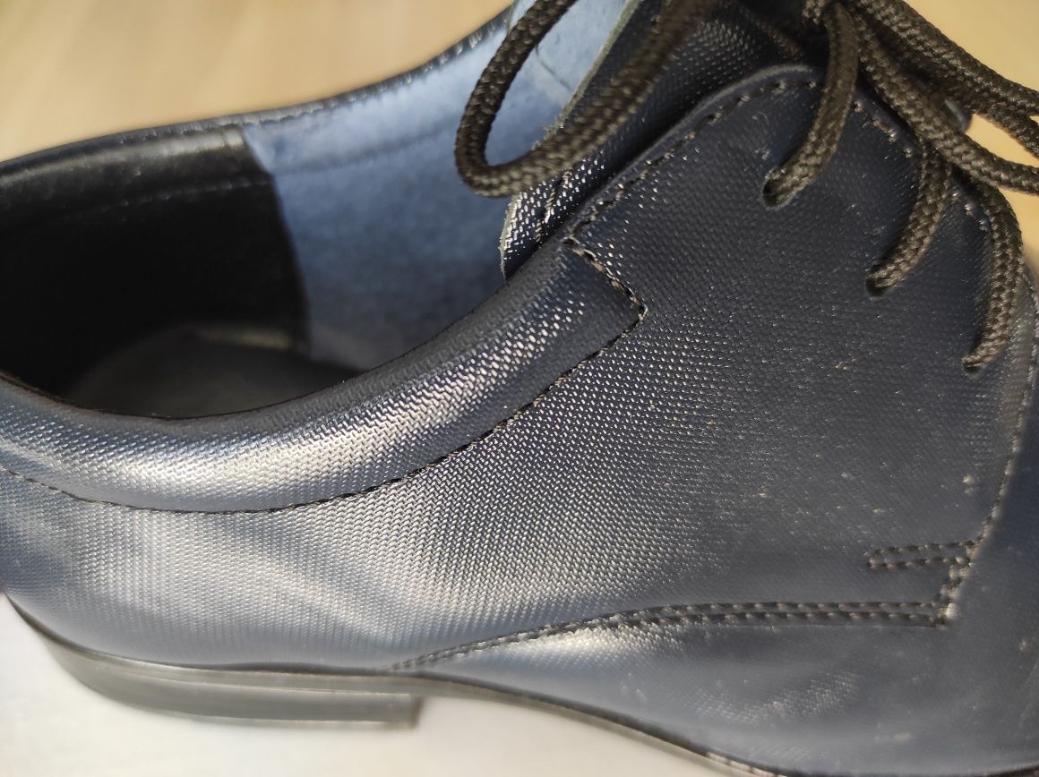 Buty wizytowe skórzane dł.wkł.22,5cm