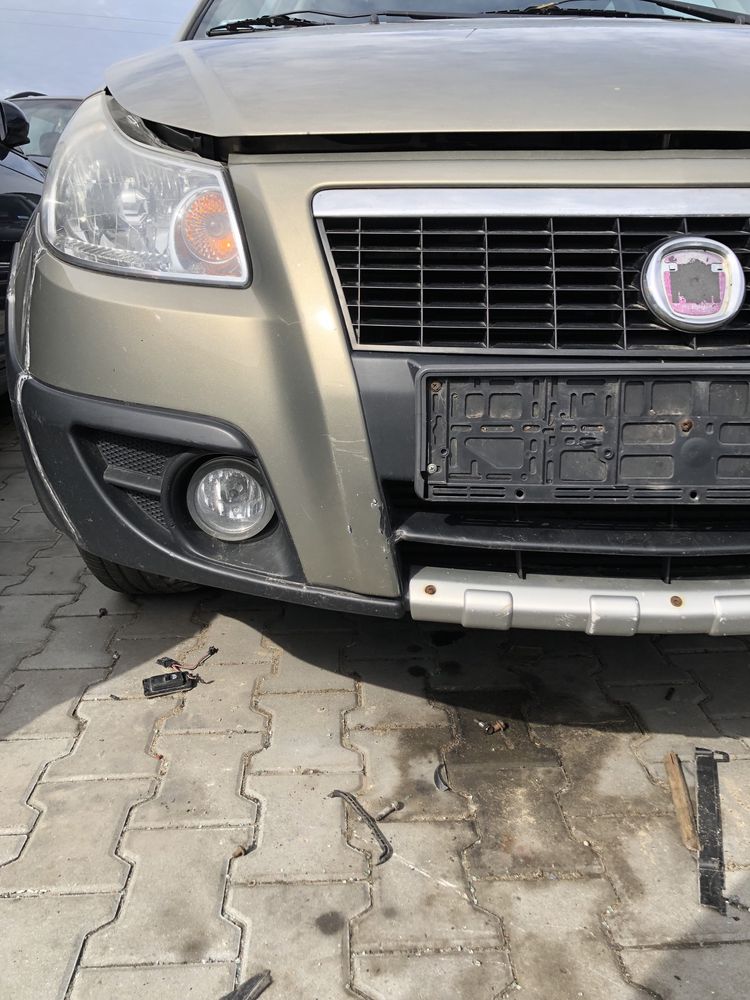 Zderzak przód przedni Fiat Sedici kod lak ZFF