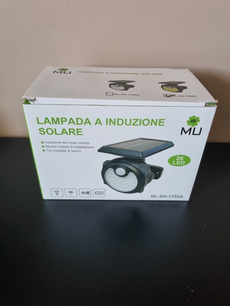 Lampa solarna ogrodowa