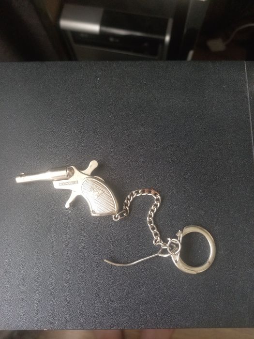 Орел    різбляний