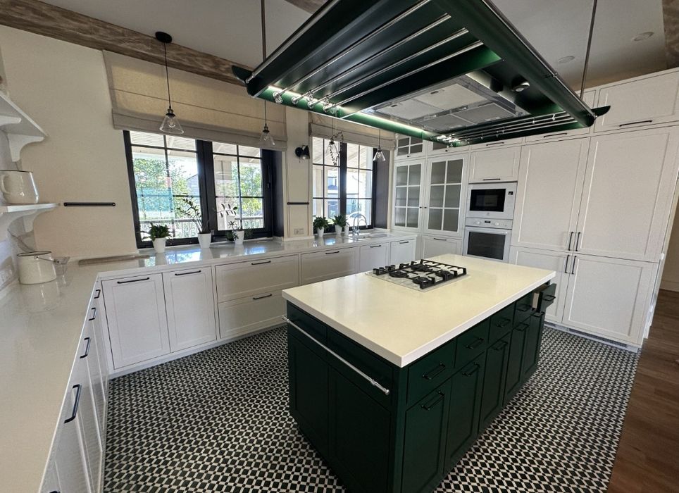 Оренда сучасного нового будинку! Підвал! Баня! Бассейн! Море!