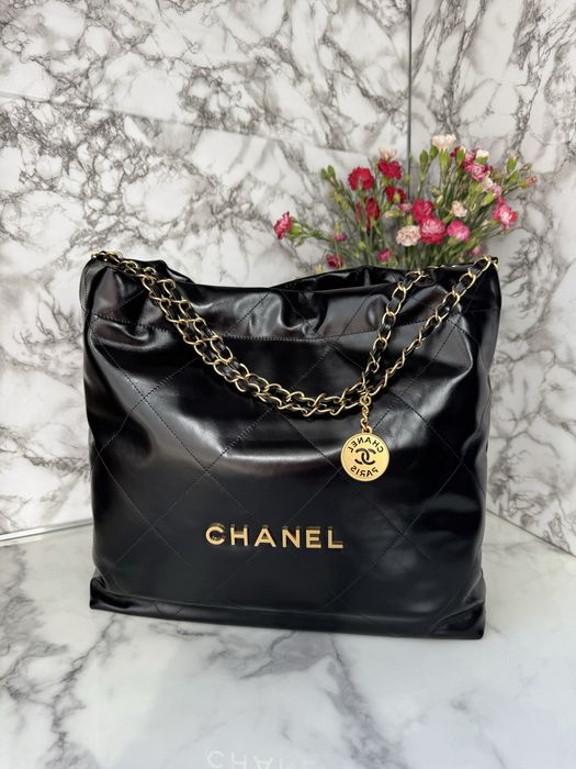 Torebka Chanel S22 Medium