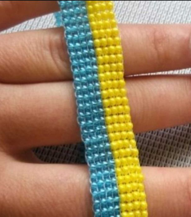 Браслет з бісеру, ручна робота