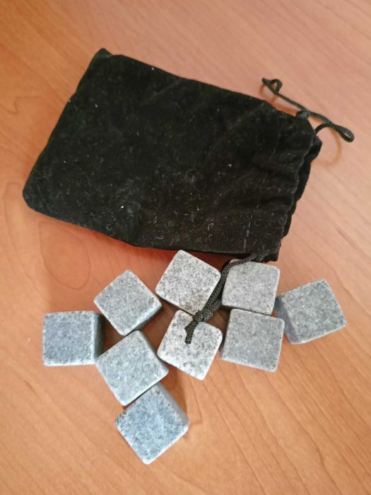 Kamienie kostki do Whisky