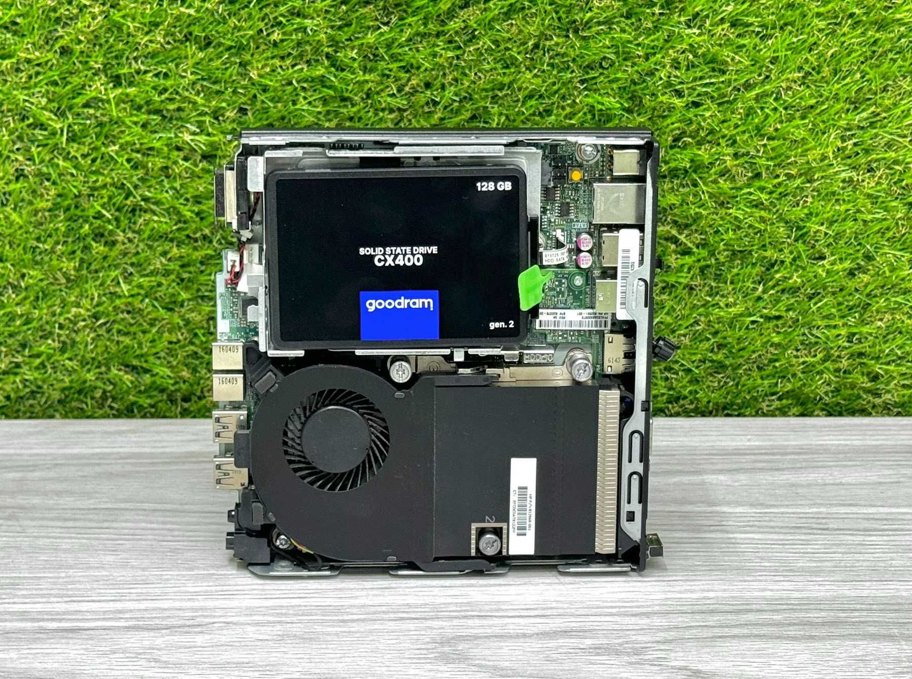 Міні пк / Є Wi-Fi та Bluetooth / HP Elitedesk 705 G2 для всіх завдань
