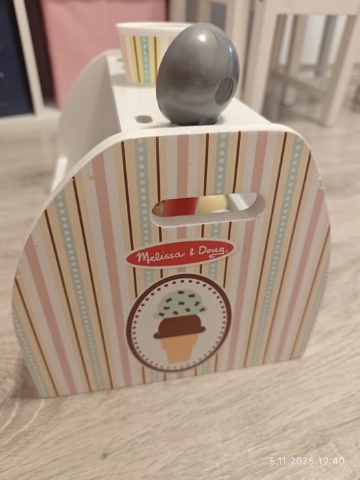 Drewniana lodziarnia melisa&doug