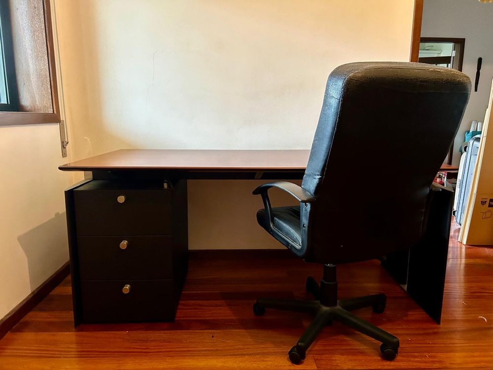 Mesa escritório FAMO