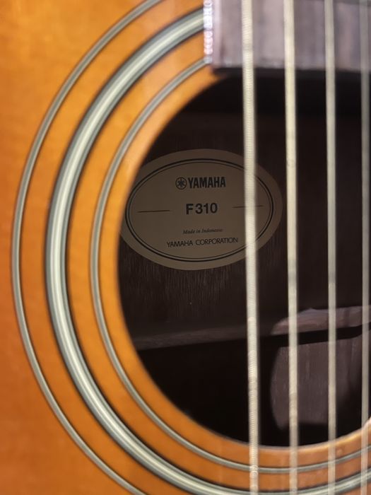 Yamaha F310 в ідеальному стані