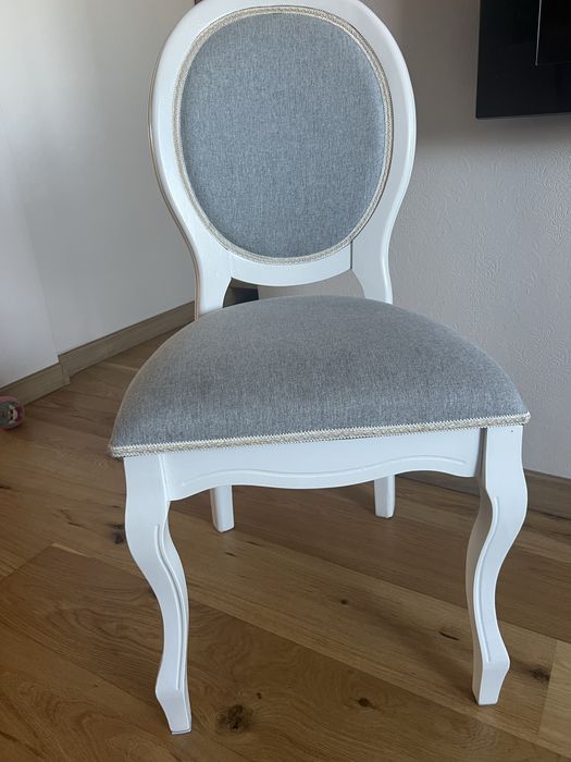 Krzeslo Ludwik szare białe