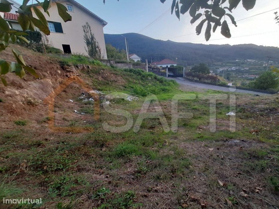 Terreno construtivo - Melgaço