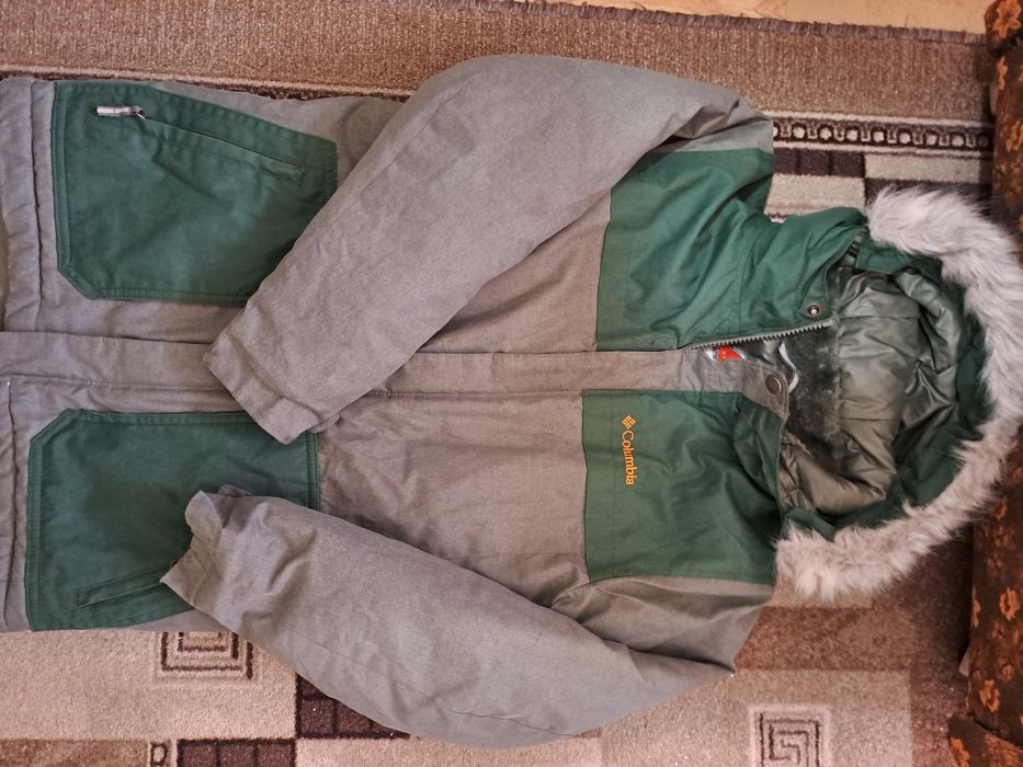 Продам курточку Колумбія.Оригінал