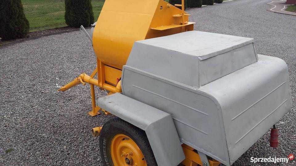 Tynki maszynowe cementowo - wapienne