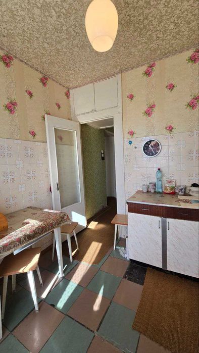 Продам 2-х кімнатну квартиру в центрі міста