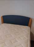 Vende-se cama de solteiro com colchão