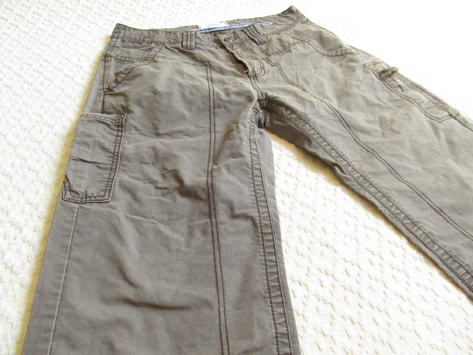 Продам джинсовые шорты-бриджи s. Oliver для парня или мужчины б/у