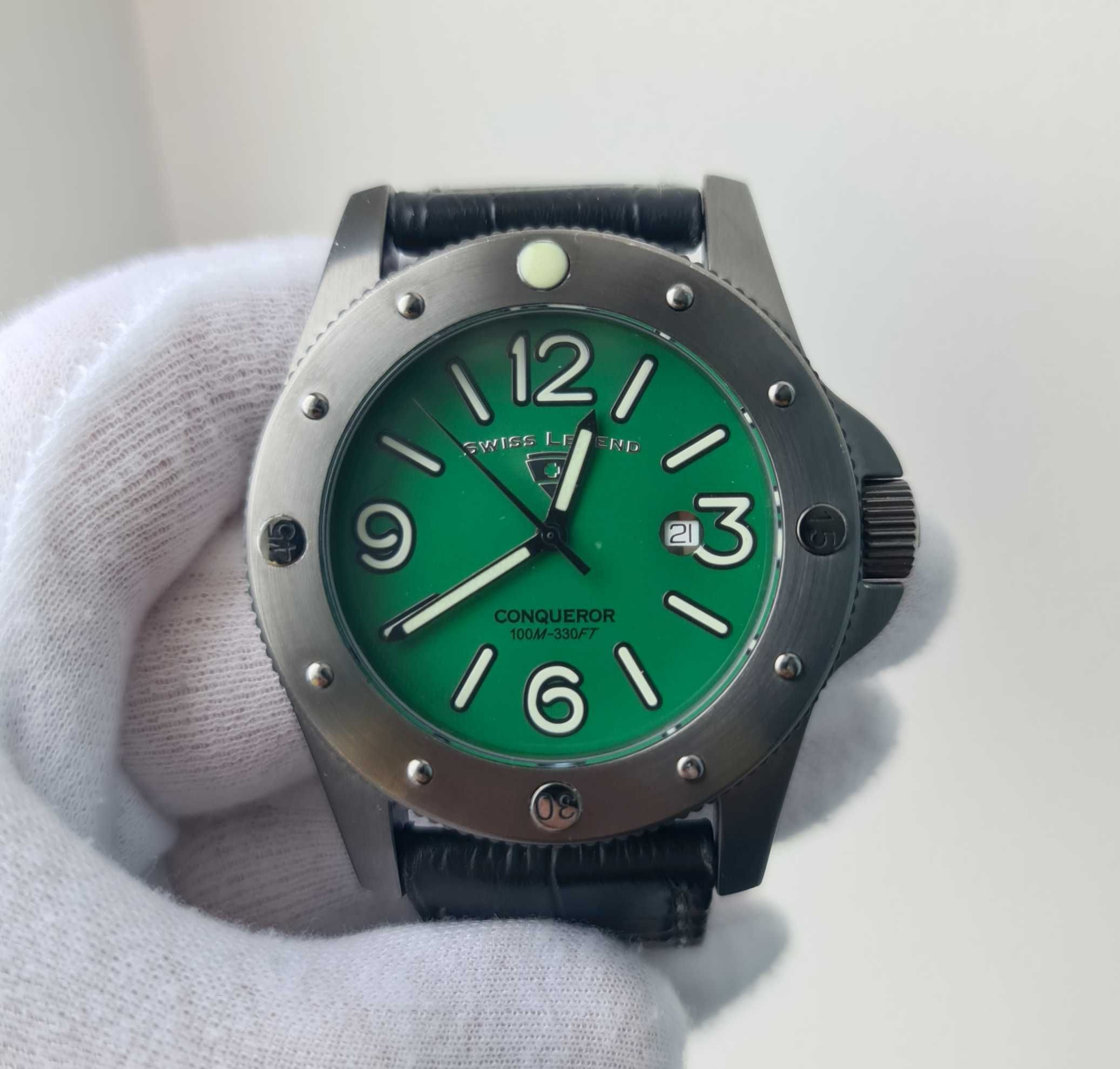 Чоловічий годинник Swiss Legend Conqueror Green Sapphitek 48mm 100m