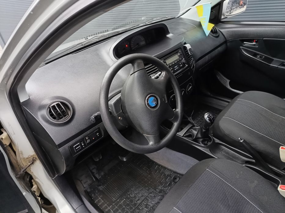 Джилли Джилі МК Gelly один власник рідна фарба 2014 рік 76 тис пробігу