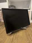 Monitor dell szeroko gamutowy
