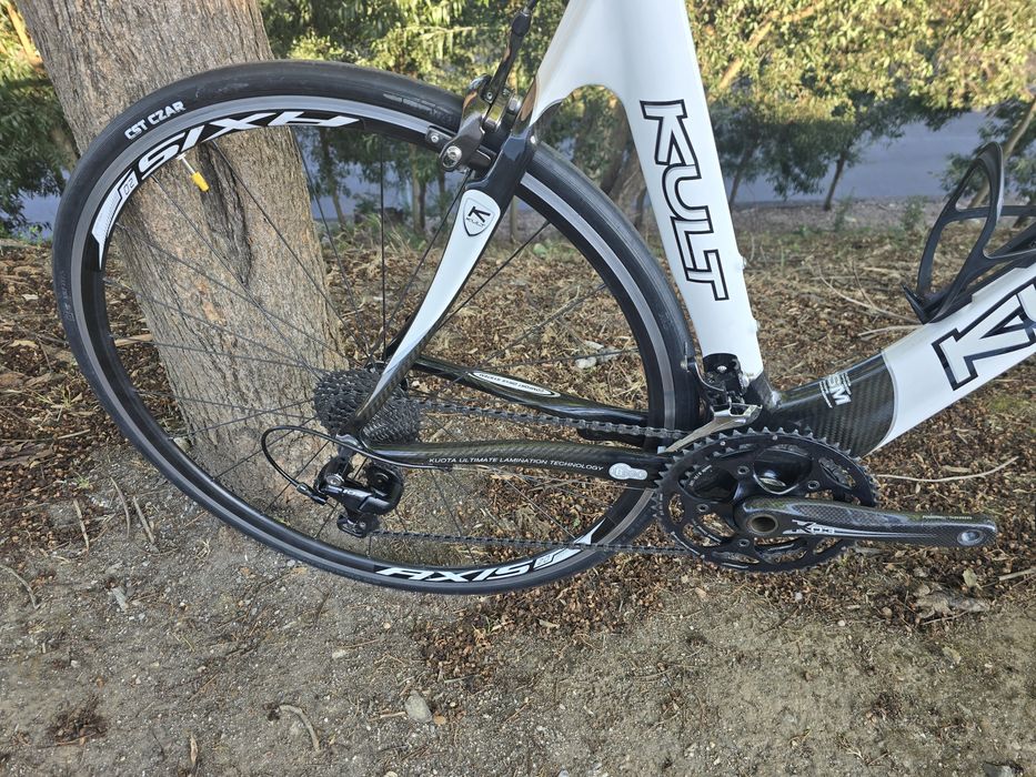 Kuota de estrada de carbono 11x2v m impecavel