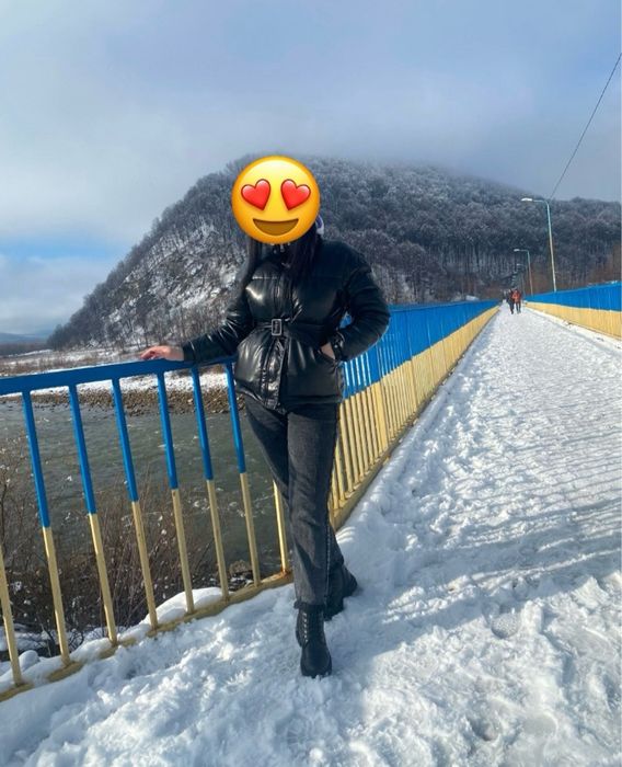 Жіноча зимова куртка (S-M)
