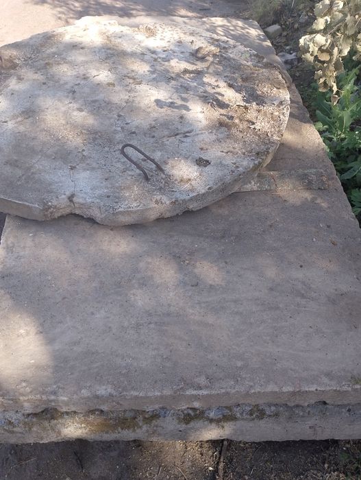 Кришка на каналізацію