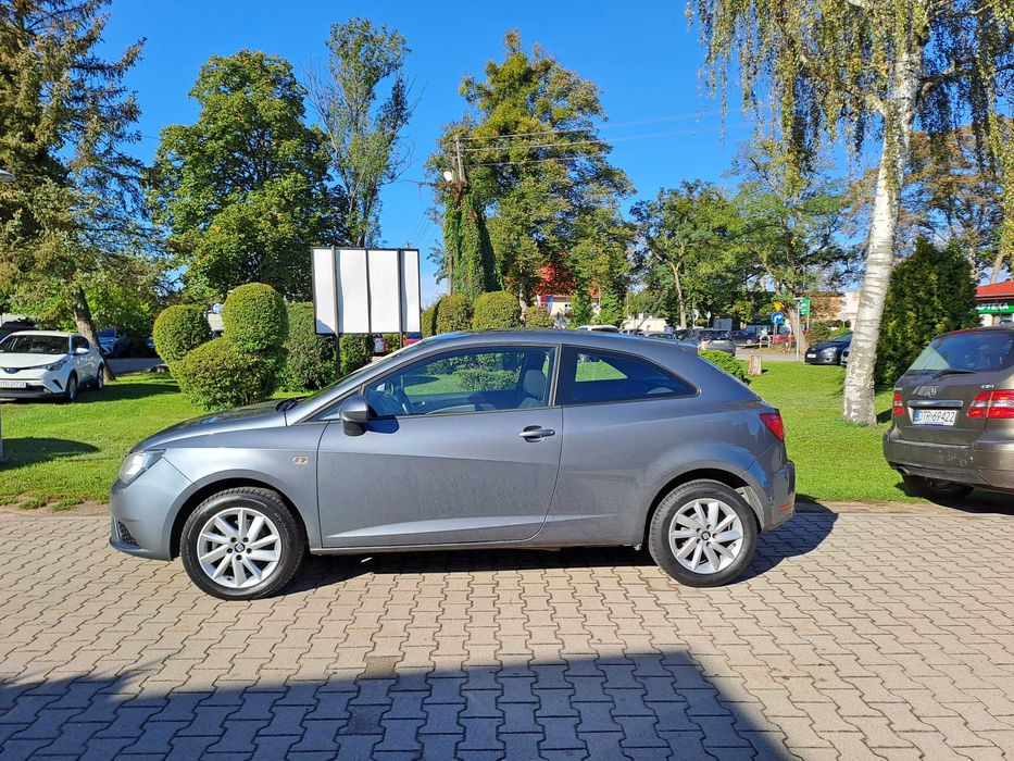 Seat Ibiza, 1,4 benzyna, niski przebieg, bogate wyposażenie, zadbany