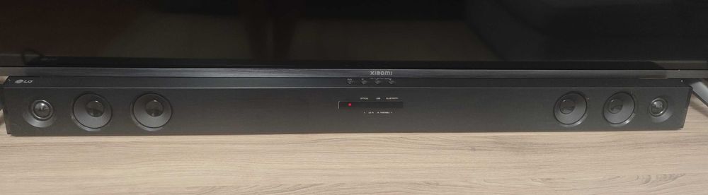 Soundbar LG SJ3 - 2.1, 300W, em bom estado