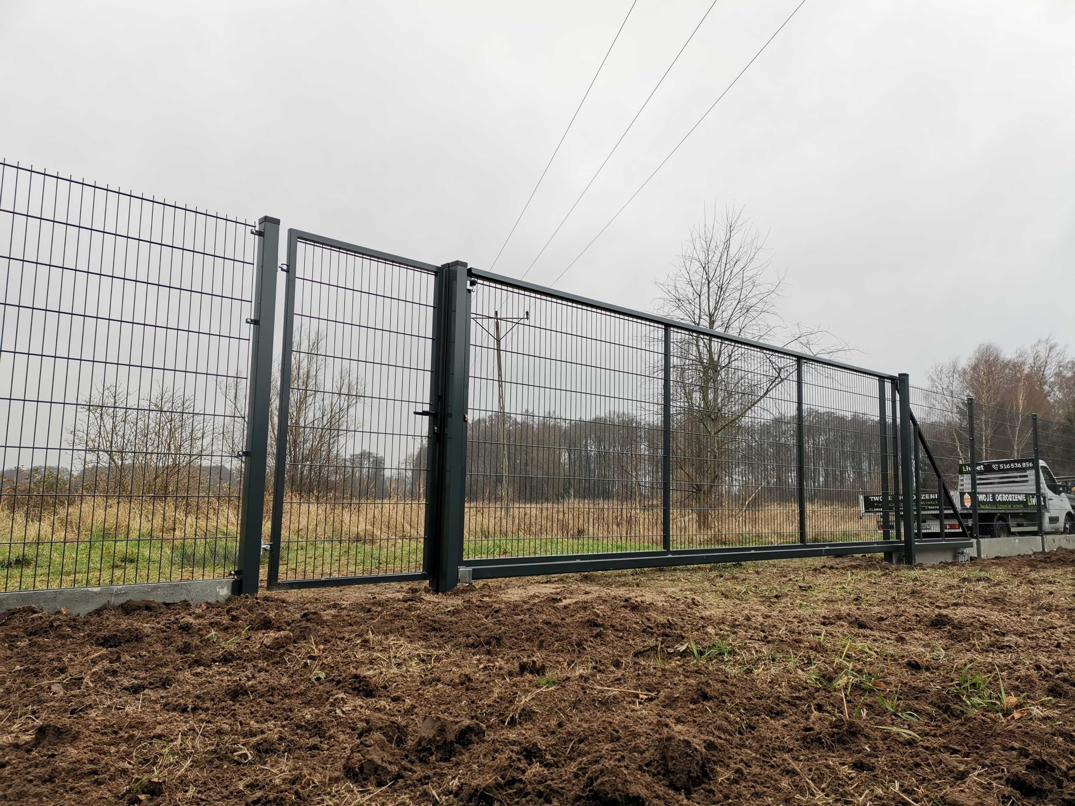 Słupek ogrodzeniowy 60x40x230x 1.2 / Panele 3D / Montaż / Transport